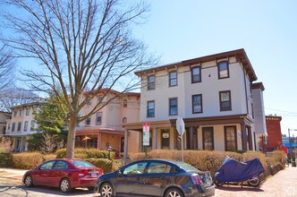 3724 Baring St in Philadelphia, PA - Foto de edificio - Building Photo