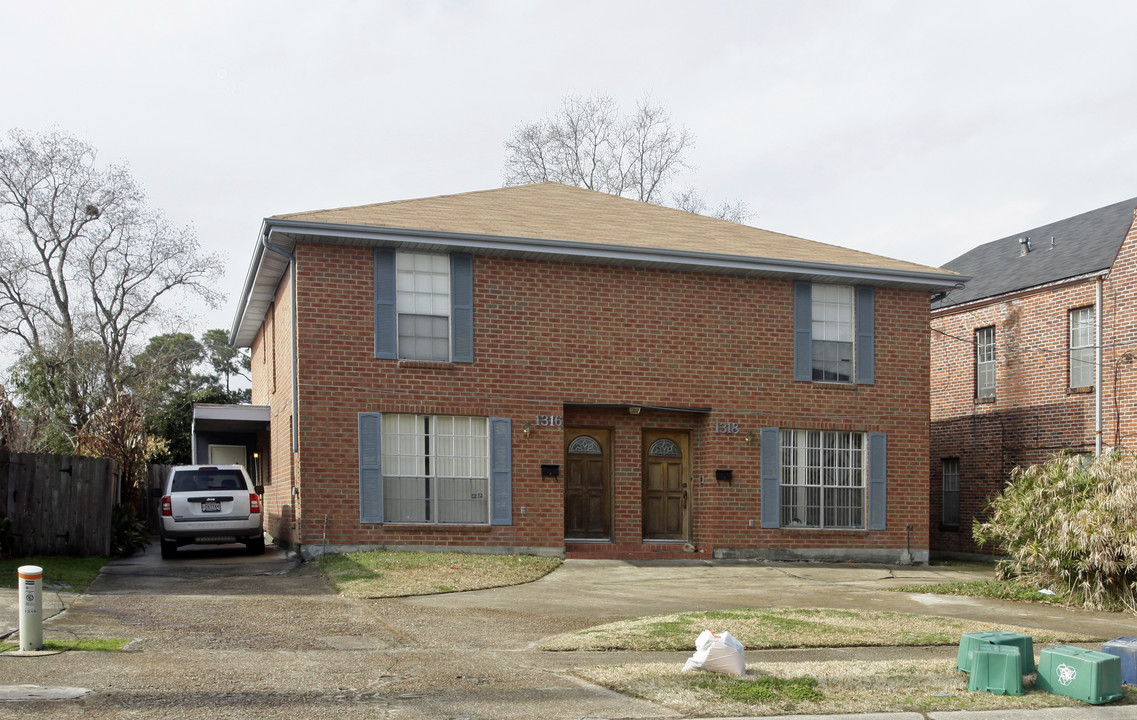 1316-1318 Carrollton Ave in Metairie, LA - Building Photo