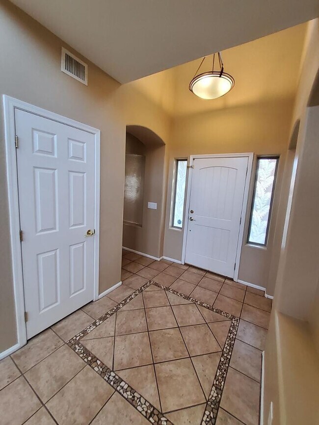 17421 W Papago St in Goodyear, AZ - Building Photo - Building Photo