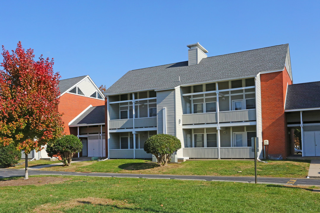 Governors Square Apartments in Dover, DE - Building Photo