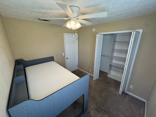 8229 Frost St N in Jacksonville, FL - Building Photo - Building Photo