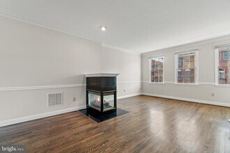 6920 Little Falls Rd in Arlington, VA - Building Photo - Building Photo