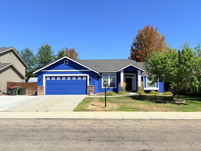 property at 4040 W Hearst Dr