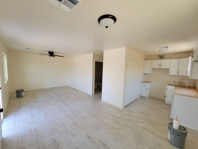 933 Rockwood Ave in Calexico, CA - Building Photo - Building Photo