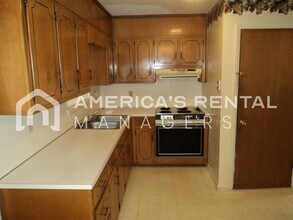 118 Greenridge Terrace in Hueytown, AL - Building Photo - Building Photo