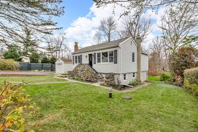 21 Reading Rd in Patterson, NY - Building Photo - Building Photo