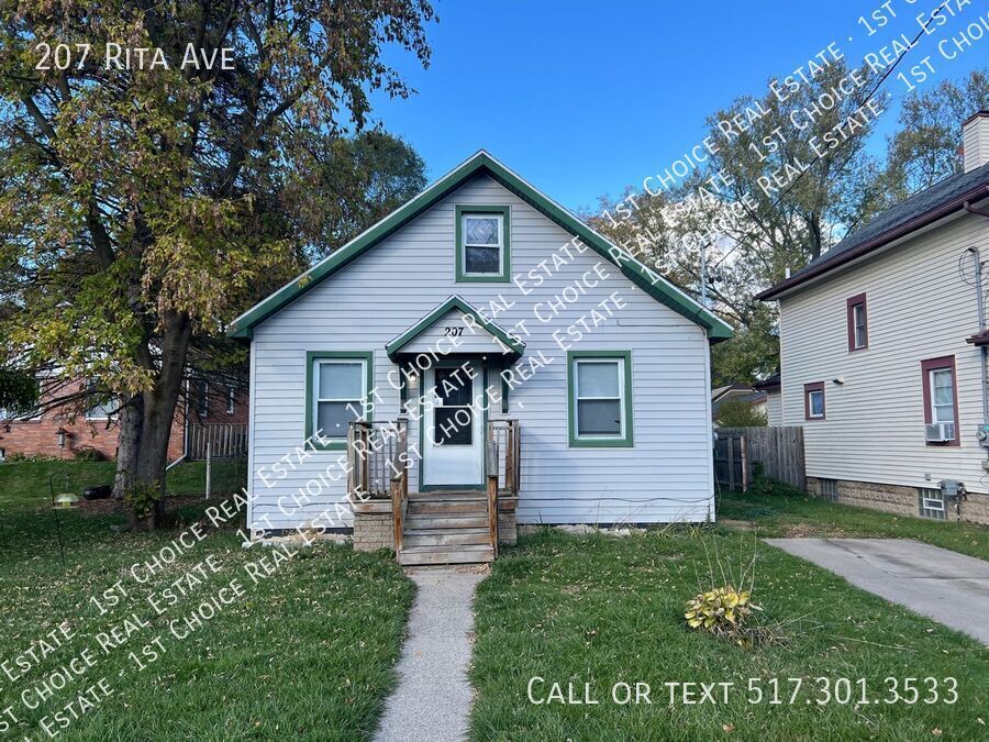 207 Rita St in Lansing, MI - Building Photo
