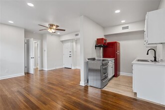 5825 Oram St in Dallas, TX - Building Photo - Building Photo