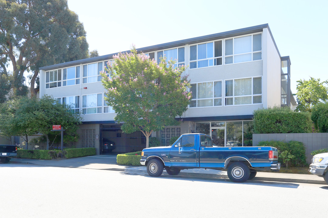 36th Avenue Apartments in San Mateo, CA - Foto de edificio