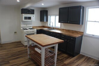 1710 NY-300 in Newburgh, NY - Building Photo - Building Photo