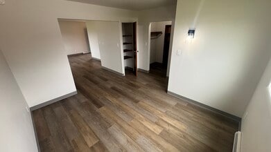 655 Columbia Dr, Unit Westgate in Lima, OH - Building Photo - Building Photo