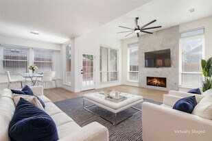 7620 Worthing St in Dallas, TX - Building Photo