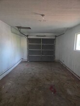2355 Ferry St in Anderson, CA - Building Photo - Building Photo