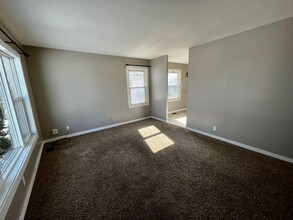 937 Gail Ave in Neenah, WI - Building Photo - Building Photo