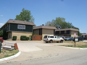 Westin Place in Denton, TX - Building Photo - Building Photo