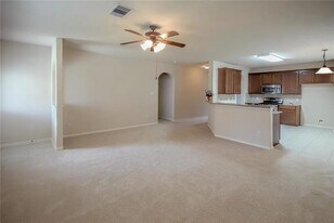 8911 Willow Wind Ln in Houston, TX - Building Photo