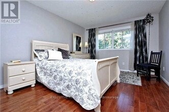 2342 Wildwood Crescent in Pickering, ON - Building Photo - Building Photo
