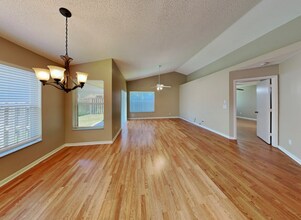 3675 Arborwood Rd in Davie, FL - Building Photo - Building Photo