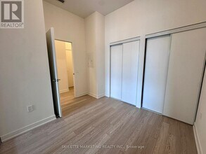 1 Kyle Lowry Rd in Toronto, ON - Building Photo - Building Photo