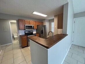 936 Birmingham Ct, Unit 936 Birmingham 206 Ct #20 in Lake Mary, FL - Building Photo - Building Photo