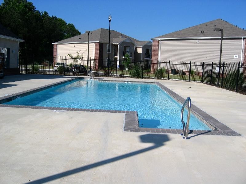 Cypress Park Apartments in Columbus, MS - Building Photo