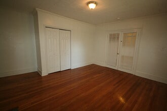 805 N Buchanan Blvd in Durham, NC - Building Photo - Building Photo