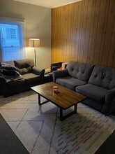 4 Hickory St in Athens, OH - Foto de edificio - Building Photo