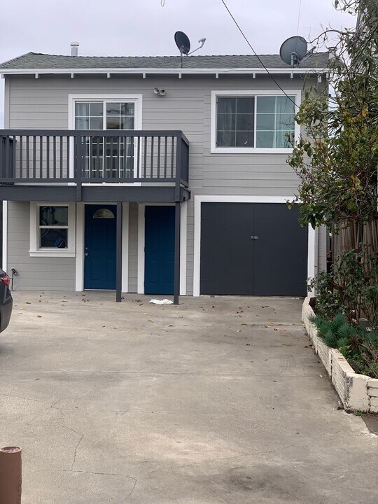 1638 35th Ave in Oakland, CA - Building Photo