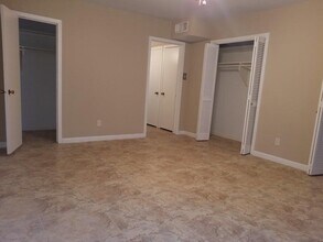 9031 Rue Cambon St in Houston, TX - Foto de edificio - Building Photo