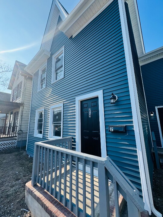 214 S 4th St-Unit -1 in Millville, NJ - Building Photo