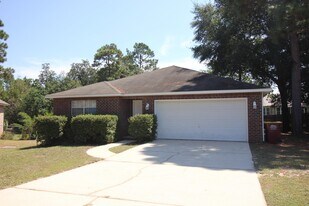 613 Affirmed Ct in Crestview, FL - Building Photo