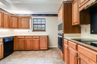 101 Chateau Pl in Lafayette, LA - Foto de edificio - Building Photo