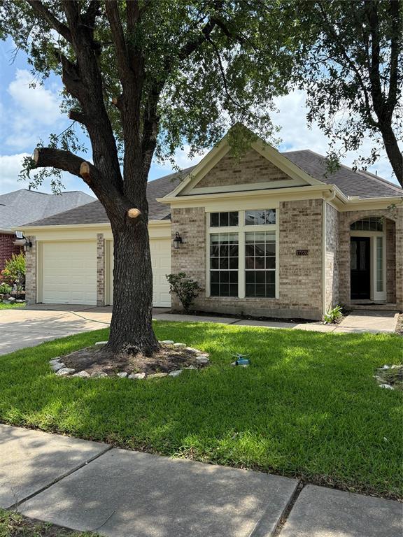 17235 Eden Falls Ct in Houston, TX - Building Photo - Building Photo