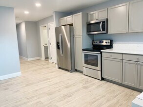 211 N Bradford Ave in Tampa, FL - Building Photo - Building Photo