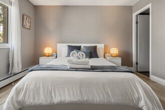 235-215 15 Ave SW, Unit SI ID1314495P in Calgary, AB - Building Photo - Building Photo