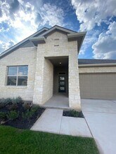 18024 Stefano Dr in Pflugerville, TX - Building Photo - Building Photo