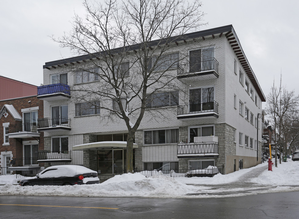 2645 Dandurand Rue in Montréal, QC - Building Photo