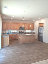 12080 Agen Cir S in Rancho Cordova, CA - Building Photo - Building Photo