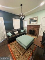 420 Woodford St in Fredericksburg, VA - Building Photo