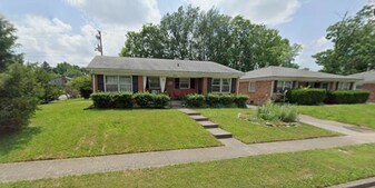 2204 Winterberry Dr, Unit Side A in Lexington, KY - Building Photo