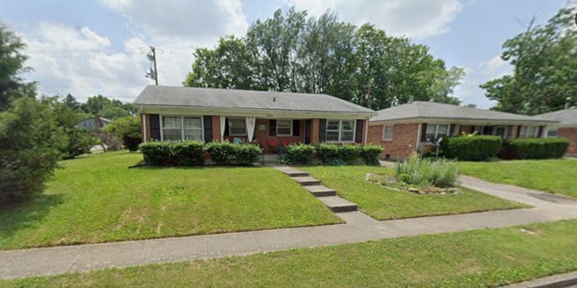 2204 Winterberry Dr, Unit Side A