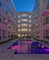 Aqua on 25th in Virginia Beach, VA - Building Photo