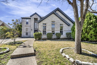 10409 Waters Dr in Irving, TX - Building Photo - Building Photo