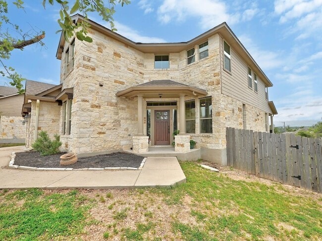 17903 Linkhill Dr in Dripping Springs, TX - Building Photo - Building Photo