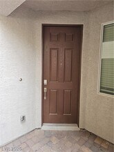 6851 Gaslamp Hbr Ave in Las Vegas, NV - Building Photo - Building Photo