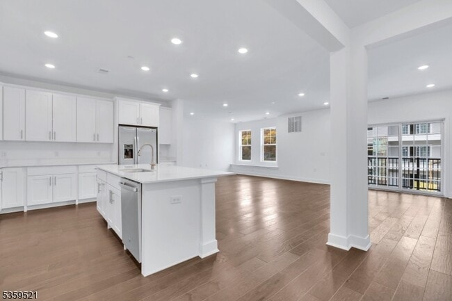 property at 11 Veterans Wy