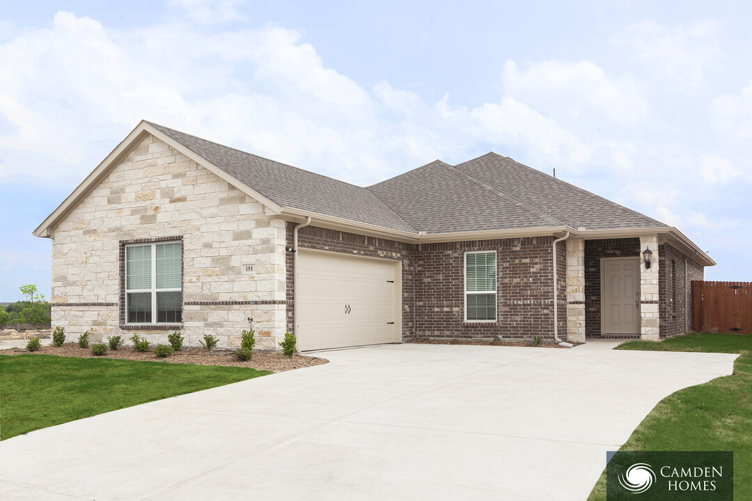 184 Northwestern Ave in Red Oak, TX - Building Photo