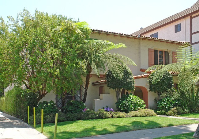 132 S Swall Dr in Los Angeles, CA - Building Photo - Building Photo