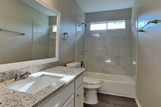 1731 Red Oak Terrace in Houston, TX - Building Photo - Building Photo