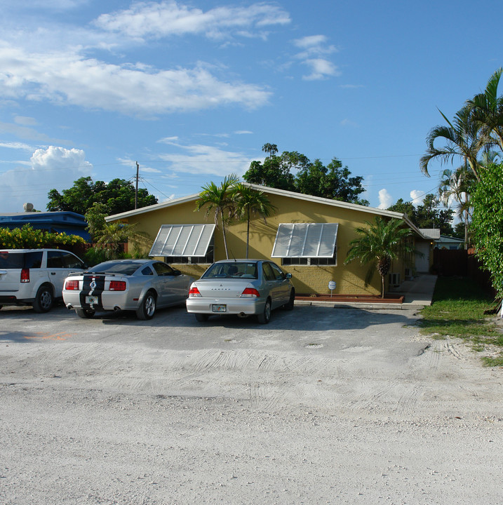 226 SW 20th St in Fort Lauderdale, FL - Building Photo